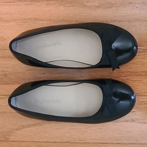 ELEPHANTITO BLACK LEATHER BALLET FLATS in TODDLER SIZE 11